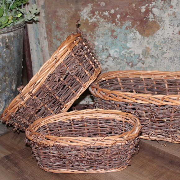 NEW Set of 3 Large Rustic French Country Fall Farmhouse Willow Nesting Baskets - Picture 7 of 9